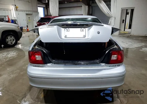 2001 Mercury Sable Gs z USA, uszkodzony, nr VIN 1MEFM50UX1G627925